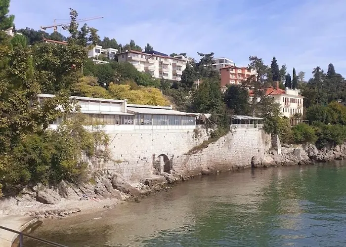 Dinka Opatija