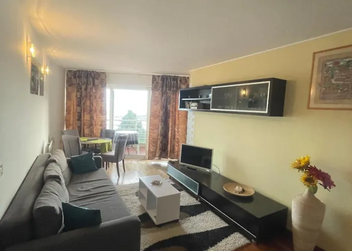 Dinka Apartman