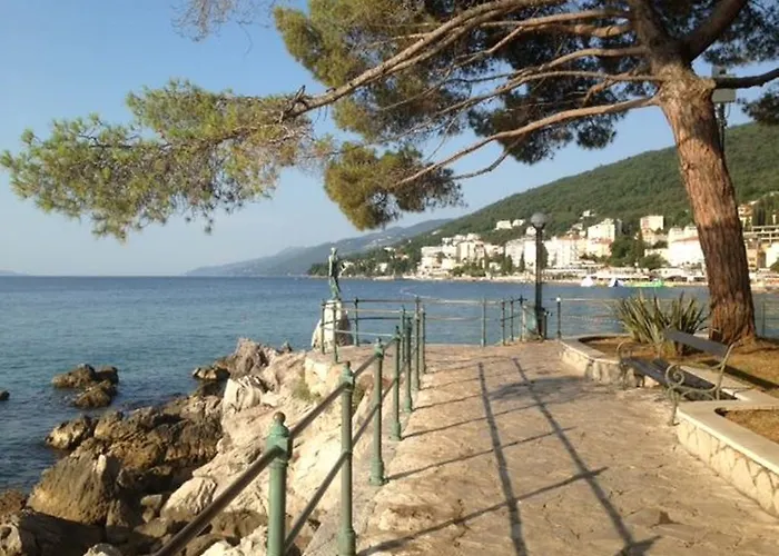 Dinka Opatija